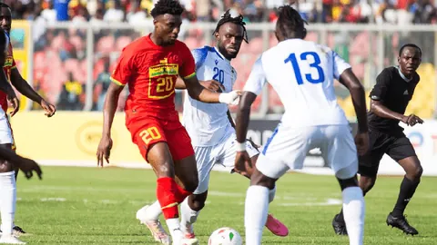 西班牙世预赛欧区第5轮狂胜格鲁吉亚 4-0全取三分，加亚首开纪录费兰托雷斯再立功